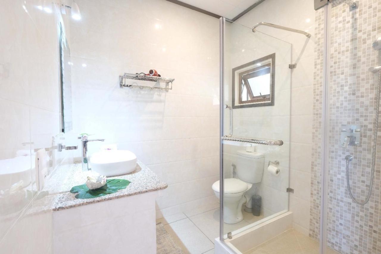 Hyde-Tide Guesthouse Ла-Діг Екстер'єр фото