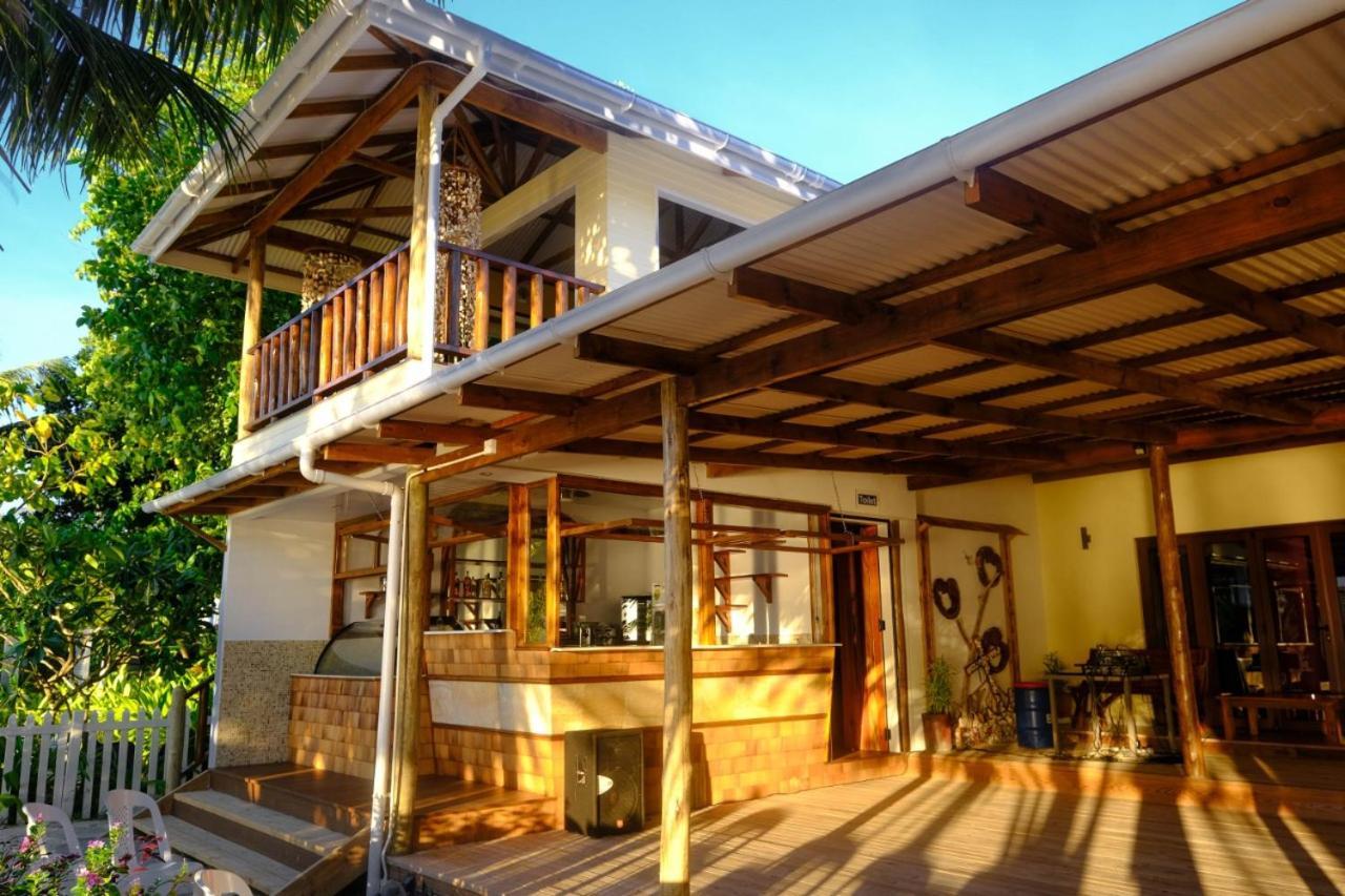 Hyde-Tide Guesthouse Ла-Діг Екстер'єр фото